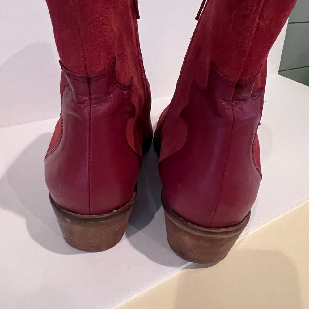 Anthropologie Red Suede Ankle Boots side zip size 39 - Picture 3 of 5